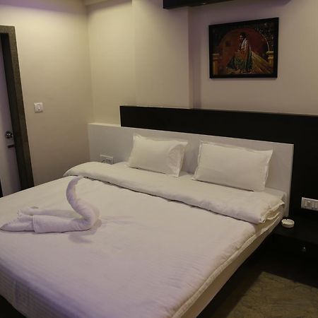 Hotel Marwar Excellency Mahāmandir Exteriér fotografie