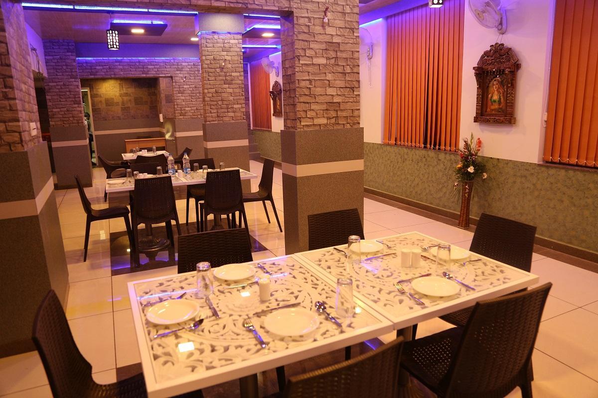 Hotel Marwar Excellency Mahāmandir Exteriér fotografie