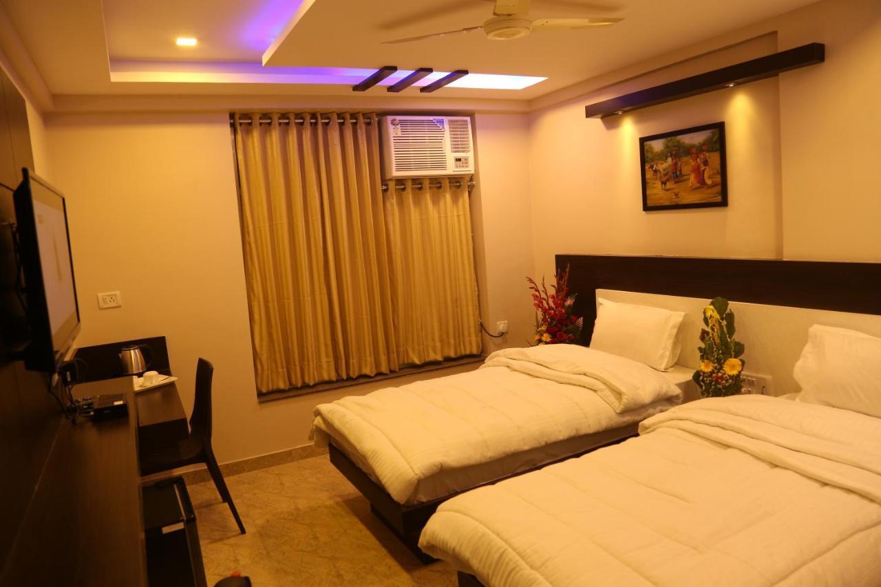 Hotel Marwar Excellency Mahāmandir Exteriér fotografie
